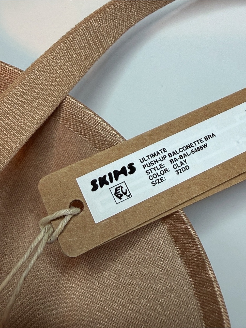 NWT Skims Ultimate Balconette Push-Up Bra - Picture 4 of 4
